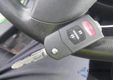 2012 Mazda Mazda2 Sport z USA, uszkodzony, nr VIN JM1DE1KZ7C0136733